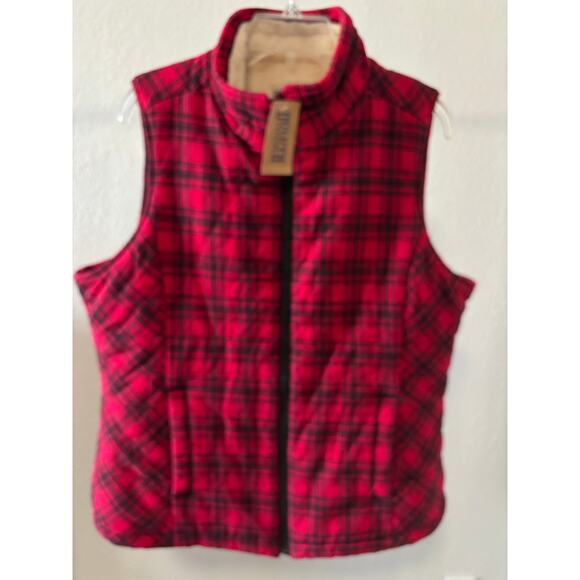 Duluth Trading Co. Jackets & Blazers - NWT Duluth Trading Women’s Quilted Flannel Sherpa Lined Plaid Vest, Red/Black